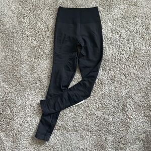 Lululemon - Zone In Tight, Size 6, Charcoal - WITH TAGS, NEVER BEEN WORN